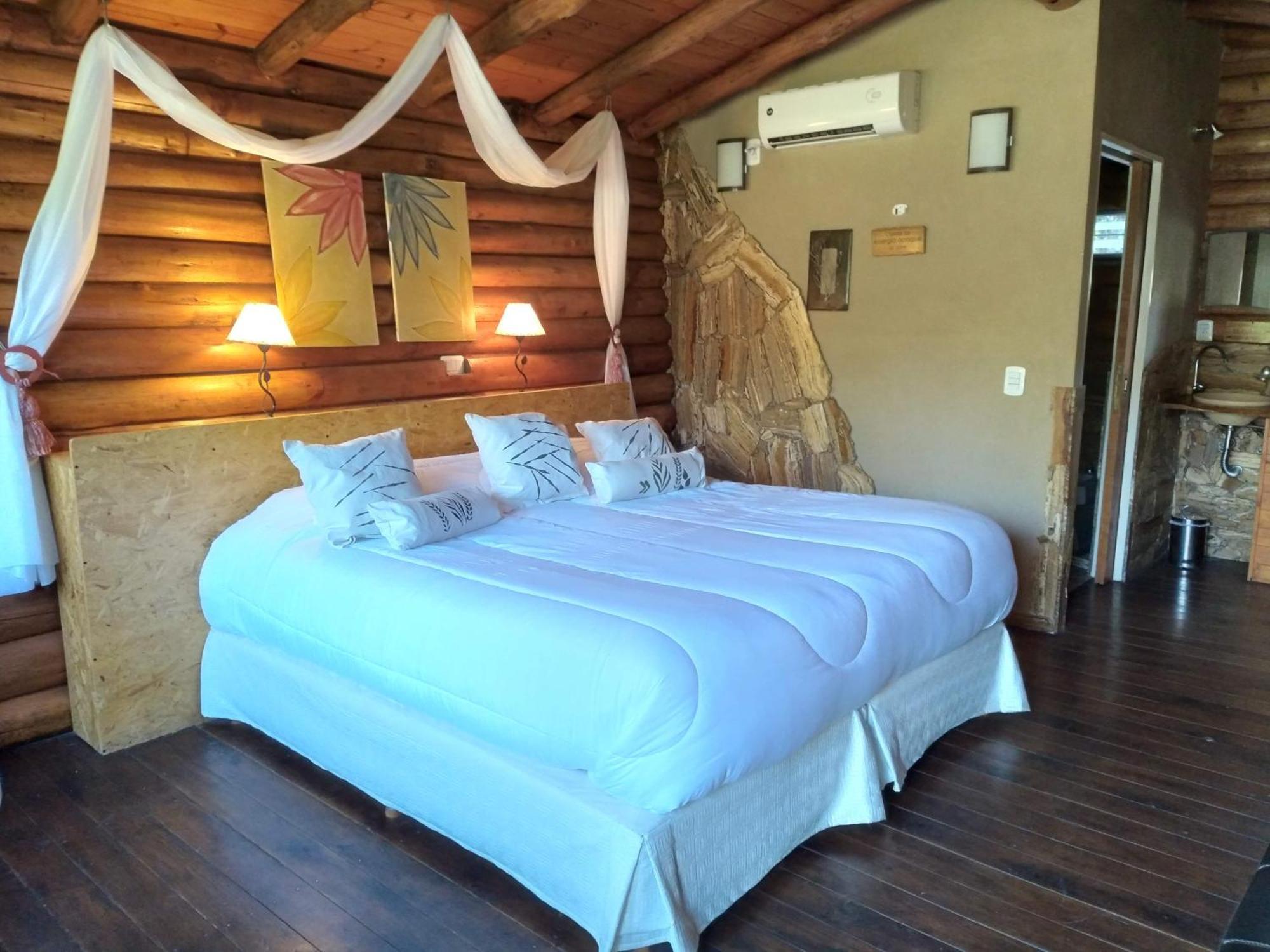 Pualy Resort & Spa Belén de Escobar Extérieur photo
